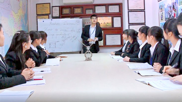 樓梯護(hù)欄生產(chǎn)合同審核