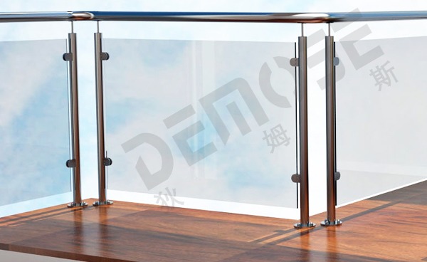 高層落地窗需要安裝不銹鋼護(hù)欄嗎