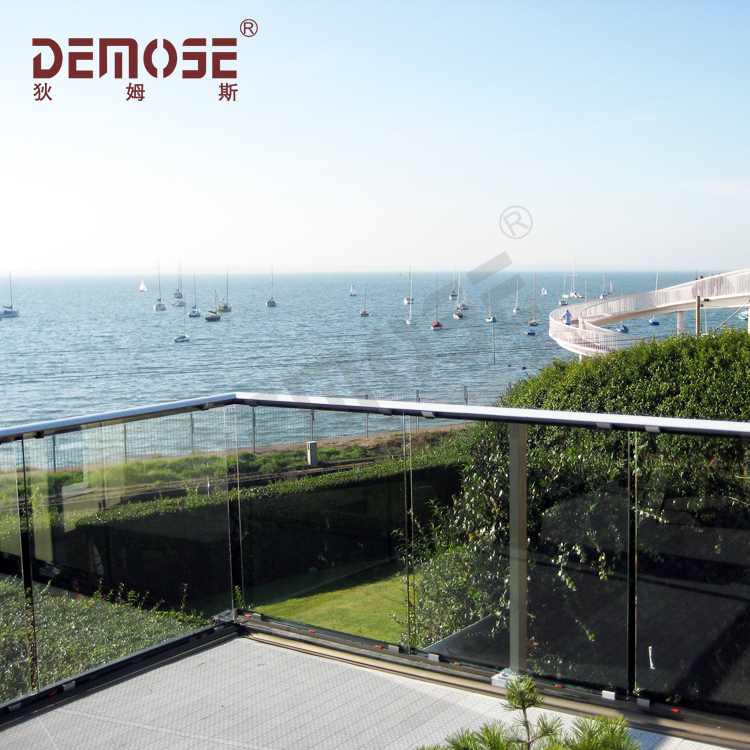 DMS-B21566 無(wú)框玻璃欄桿