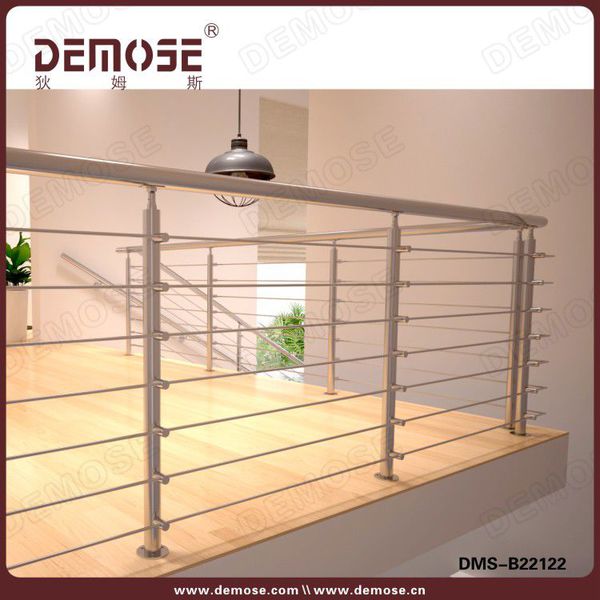 樓梯欄桿及踏板的計算方式