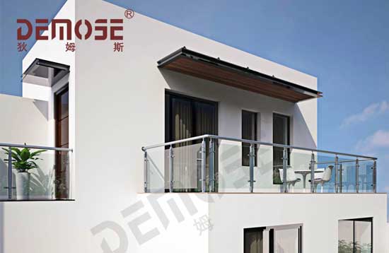 陽臺(tái)護(hù)欄哪個(gè)廠家定制好?要考慮哪些問題?