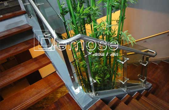 玻璃欄桿價格多少一米?哪家好