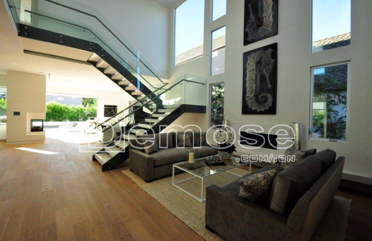 室內(nèi)鋼結(jié)構(gòu)樓梯