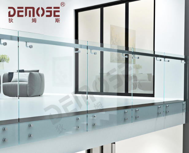 玻璃防護欄桿圖片 玻璃防護欄桿圖片