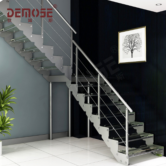 鋼結(jié)構(gòu)樓梯設(shè)計(jì)的實(shí)用性與美感探討